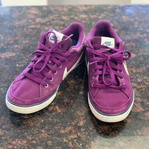 Nike Women's Purple Lace Up Capri III Canvas Skate Sneakers 580609-500 Sz US 10